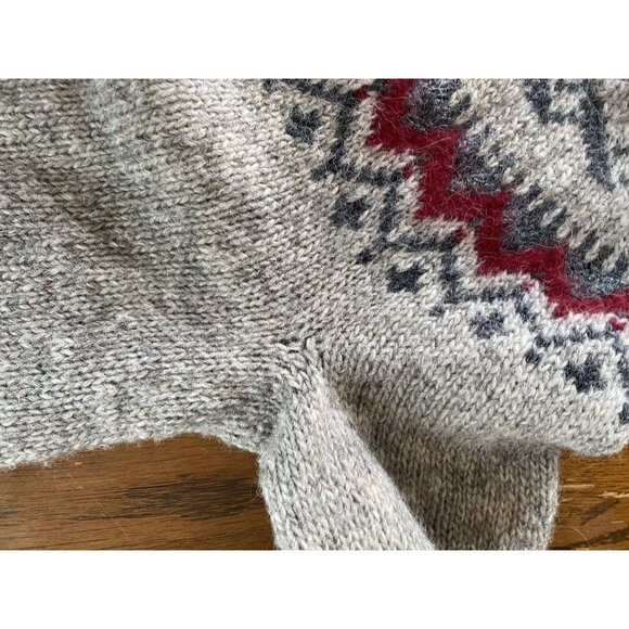 Handmade Knit Nordic Wool Sweater Unisex Size M Gray Red Yoke Design - Picture 9 of 10